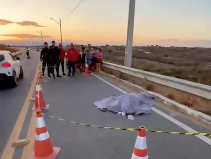 Acidente de trânsito deixa homem morto na CE-366, em Varjota