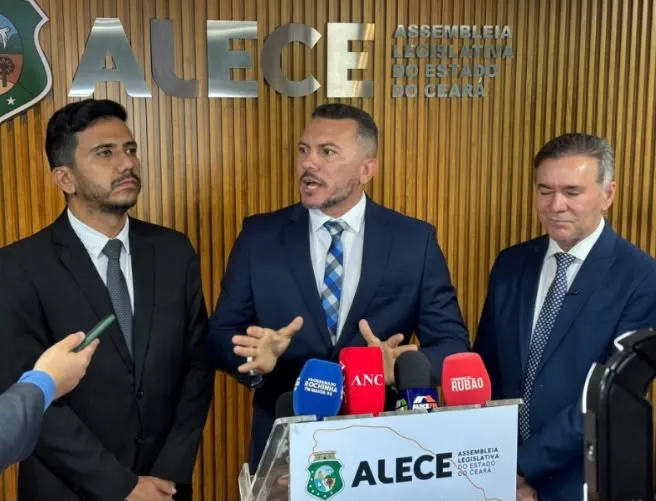Deputado mais votado do Ceará critica vitória de Elmano: “O povo ainda não aprendeu, tem que sofrer mais”