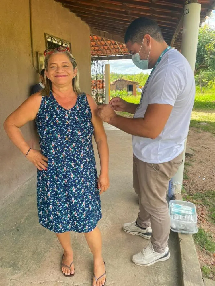 Sobral leva vacinação às residências e amplia acesso à imunização