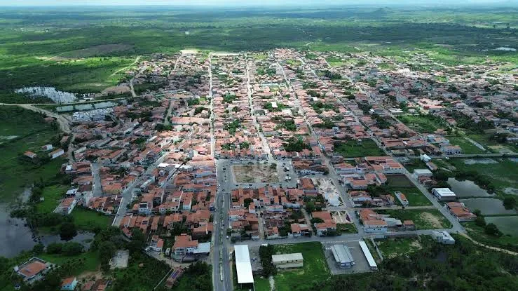 Groairas enfrenta apagão de internet após corte de cabos de fibra óptica nas entradas da cidade